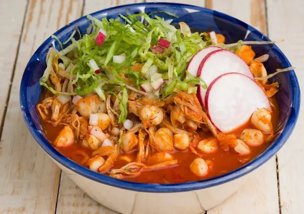 ¿Cuántas calorías tiene el pozole?