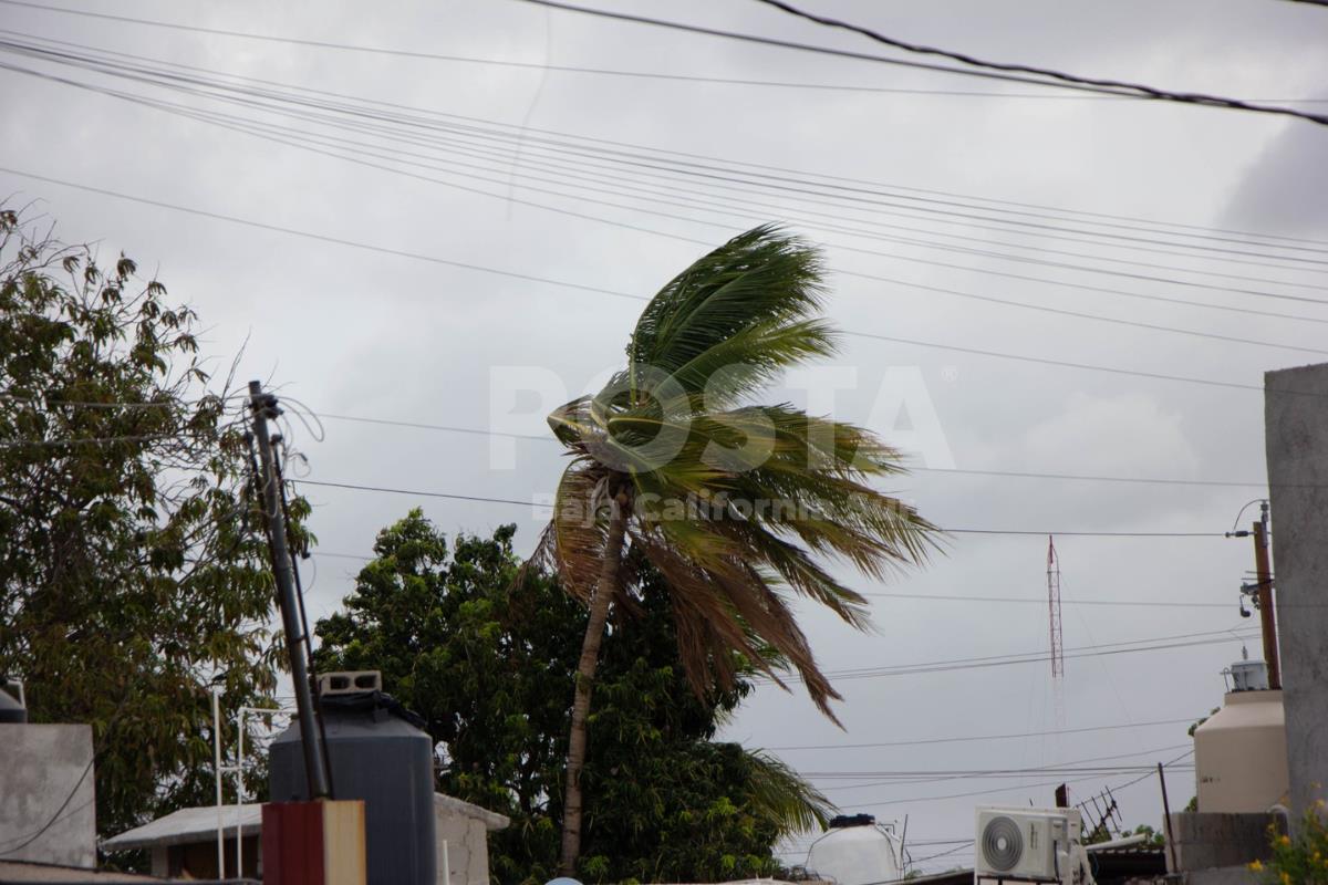 Tormenta Illeana cerca de las costas de BCS. Foto: Alberto Cota / POSTA BCS