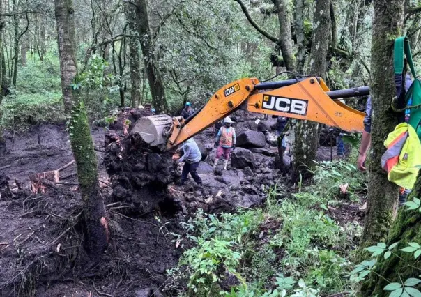 Desvío de cauce provoca desbordamiento de río en Amecameca