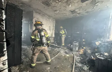 Incendio en edificio de Condominios Constitución en Monterrey