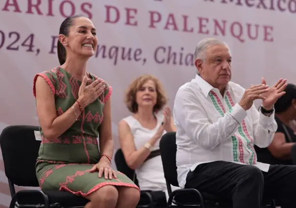 Claudia Sheinbaum entrega títulos de propiedad a habitantes de Palenque, Chiapas