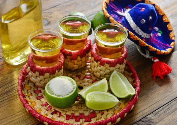 ¿Festejaste demasiado? 3 remedios para la resaca post-fiestas patrias