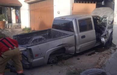 Graves, madre e hija pequeña tras fuerte choque