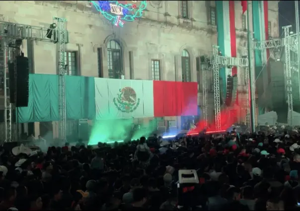 Sigue EN VIVO en POSTA Coahuila el grito en la plaza de armas de Saltillo