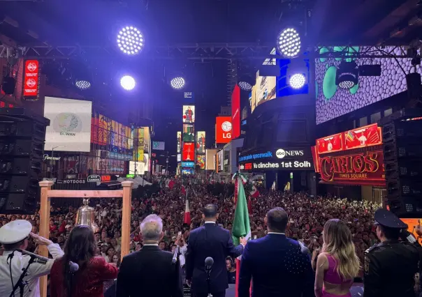 Mexicanos celebran Grito de Independencia en Times Square, Nueva York