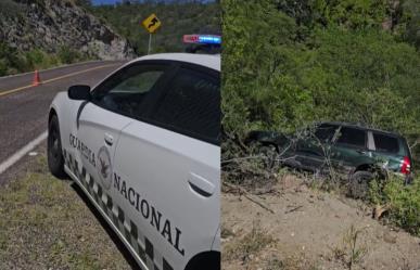 Volcadura en el Mirador de San Antonio deja seis personas atrapadas