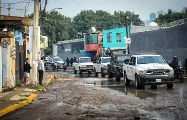 Continúan trabajos de limpieza en Tlalnepantla tras fuertes lluvias