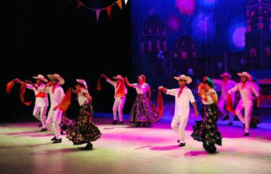 Ballet Folklórico Juvenil y Ángeles del Mayab celebran su aniversario