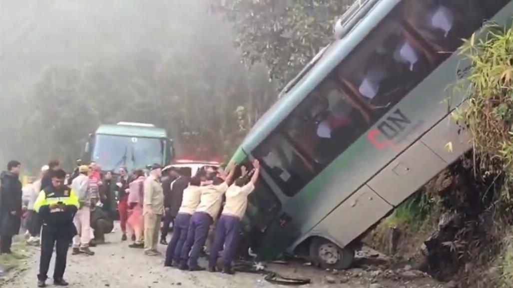 Mexicanos sufren accidente en Perú mientras viajaban hacia Machu Picchu