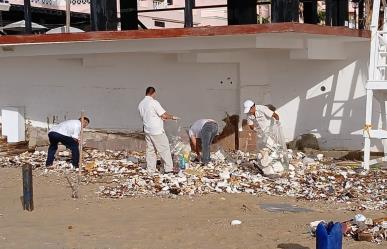 Sociedad organizada realiza limpieza de playas en Los Cabos