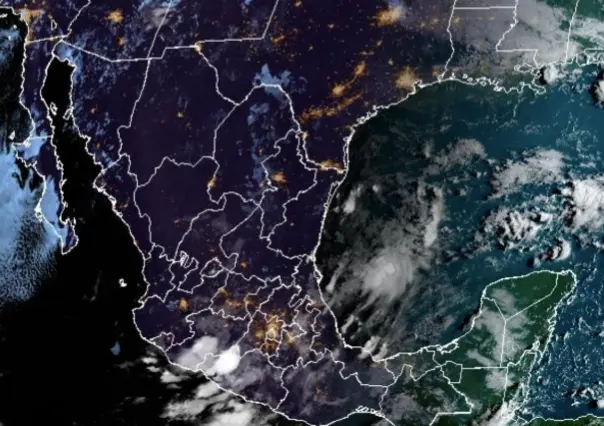 Onda tropical #23 y frente frío #2 provocan lluvias intensas a fuertes en México