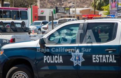 Vinculan a mujer por fingir ser abogada y estafar a persona con 12,500 pesos