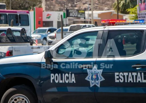 Vinculan a mujer por fingir ser abogada y estafar a persona con 12,500 pesos