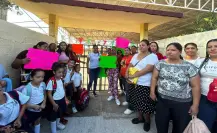 Ante falta de energía eléctrica en escuela, madres cortan la luz en el CREDE