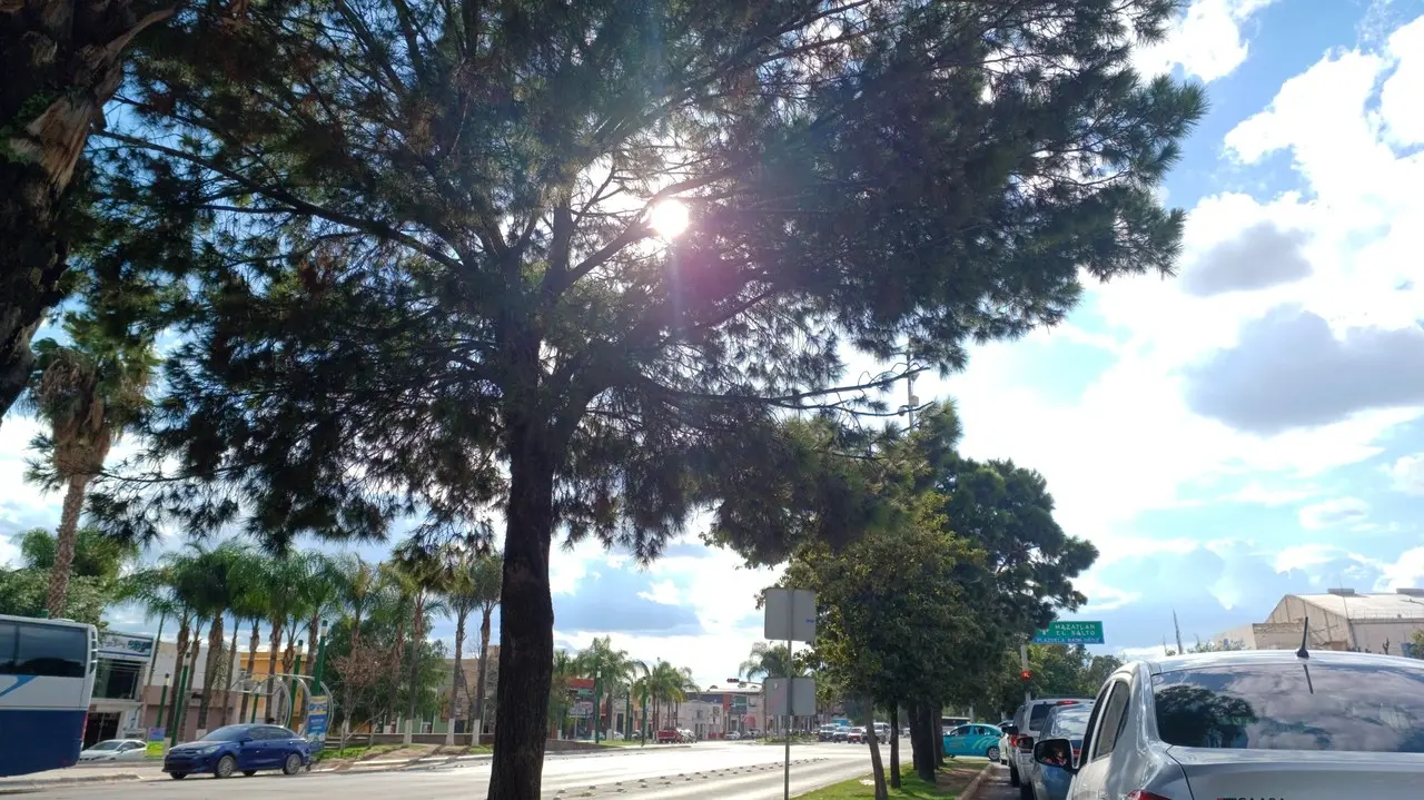 Las temperaturas en la entidad duranguense se incrementarán a pesar de la presencia de lluvias en algunas partes del estado. Foto: Gerardo Lares.