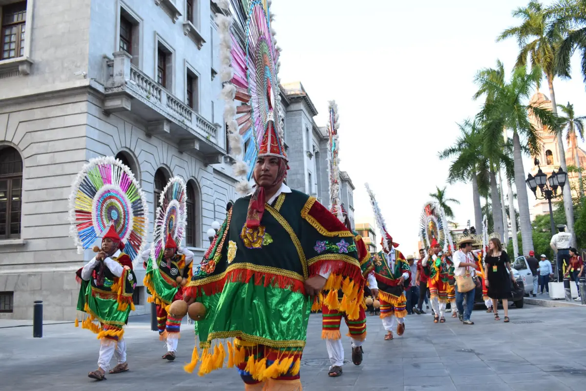 Danzas huastecas en el Centro Histórico de Tampico. Foto: ITCA