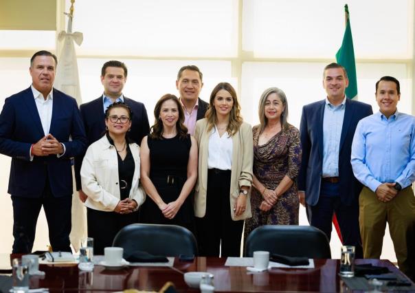 Se reúne Lorena de la Garza con expresidentes del Congreso de Nuevo León