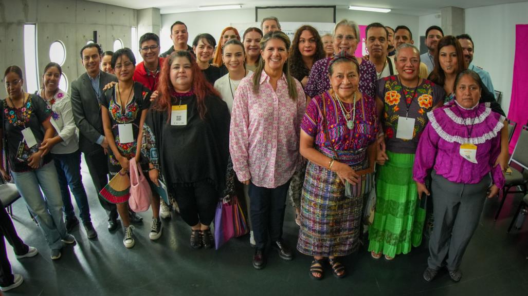 Rigoberta Menchú se reúne con autoridades de Nuevo León