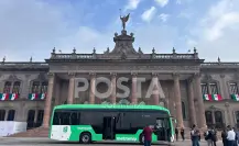 Entregan 45 unidades de transmetro 100% eléctricas