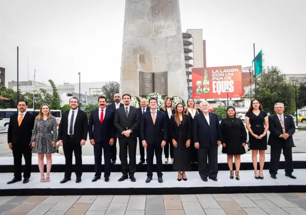 Realizan guardia de honor por el 428 aniversario de la Fundación de Monterrey