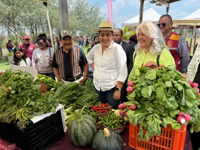 Tercera edición de la Feria de la Hortaliza en San Andrés Mixquic