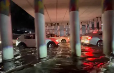 Lluvia y oscuridad en Toluca, se quedan sin luz (VIDEO)