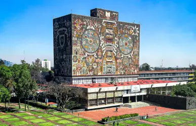 Celebran el 114 aniversario de la fundación de la Universidad Nacional de México