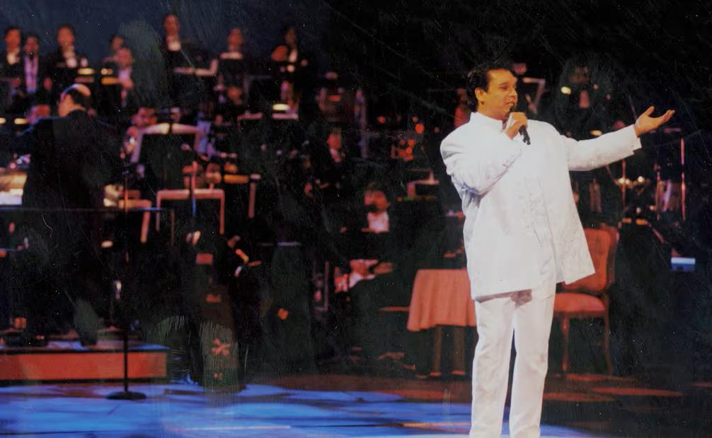 Concierto Mis 40 en Bellas Artes de Juan Gabriel en CDMX