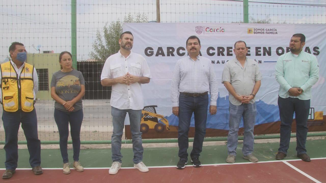 Evento de entrega de plazas y canchas en el municipio de García. Foto: Gobierno de García