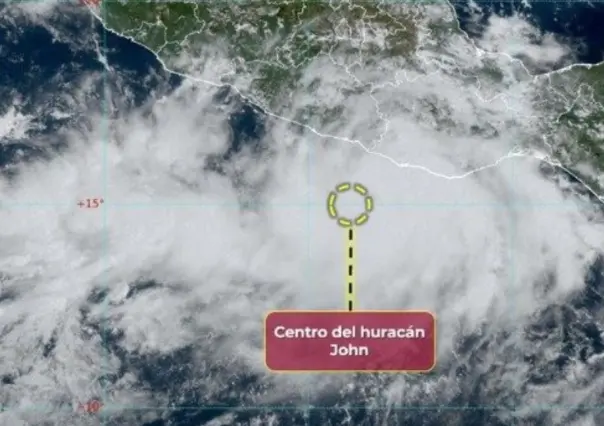 John se vuelve huracán categoría 1 frente a costas de Oaxaca