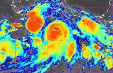 Huracán John llega a México y toca tierra en Marquelia, Guerrero