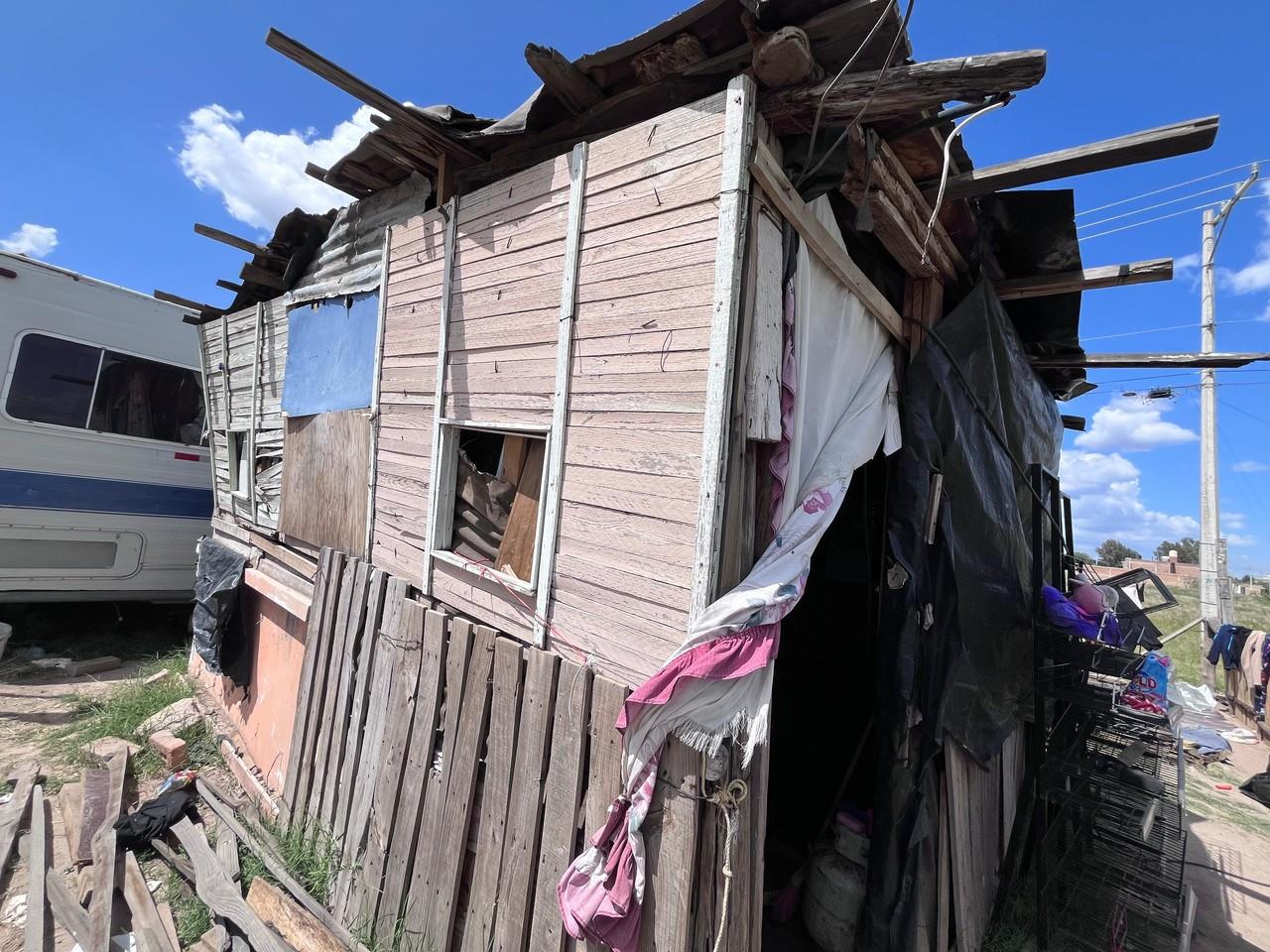 Persiste en Durango, casas de materiales frágiles. Foto: Alejandro Ávila.