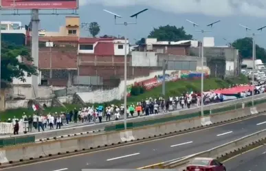 Trabajadores del PJF protestan en Morelos; cierran autopista