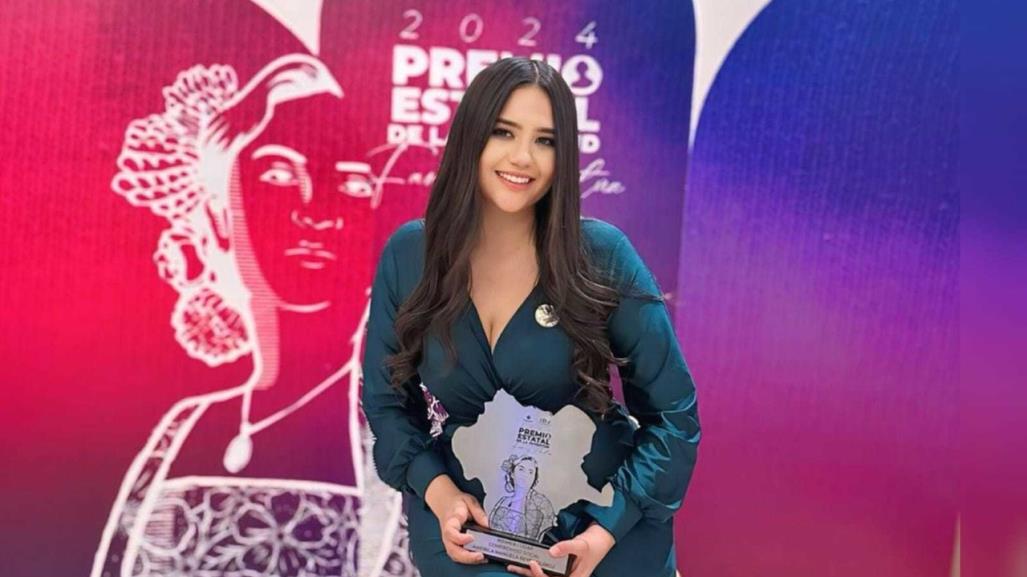 América Reyes gana el Premio Estatal de la Juventud por su Activismo Social