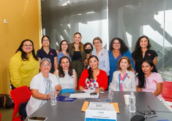 Cecilia Patrón, visita Centro de atención para mujeres en situación de violencia