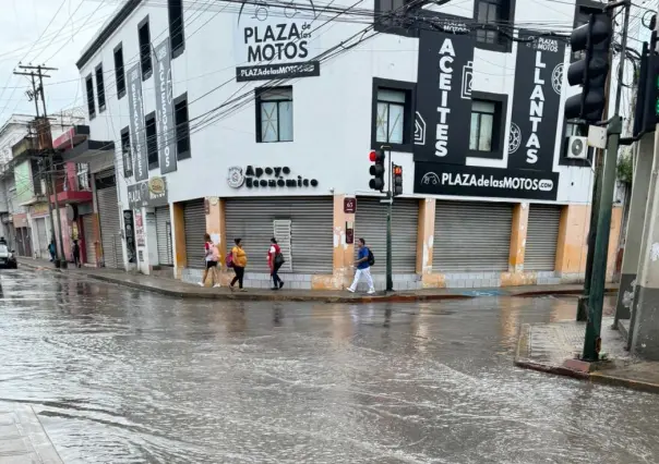 Helene deja lluvias fuertes a su paso por Yucatán