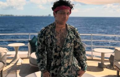 Christian Nodal deja poco a la imaginación con sugerente baile (VIDEO)