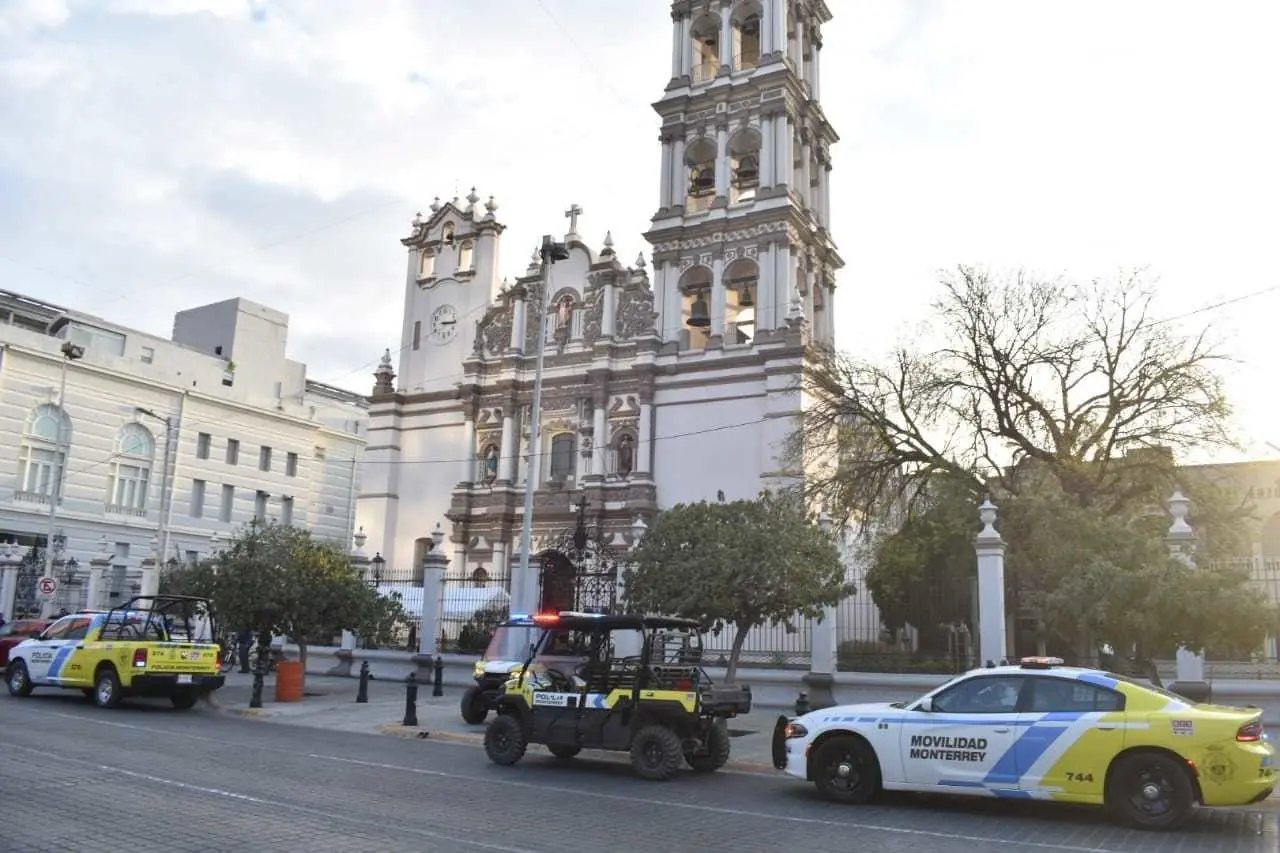 Conoce las principales causas por mal estacionarse en centro de Monterrey. Foto Seguridad de Monterrey