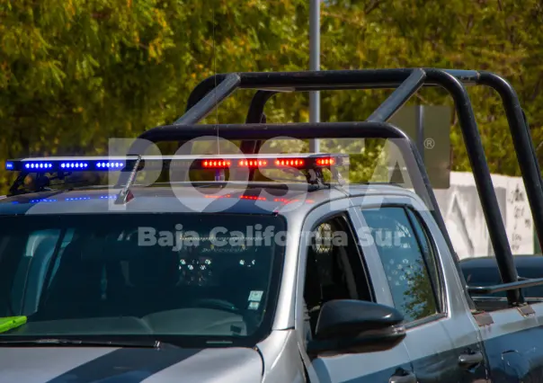 Detienen a mujer por robar en una tienda de autoservicio en La Paz