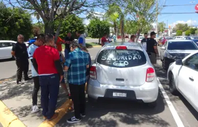 Conductores de plataforma se manifiestan para exigir mayor seguridad