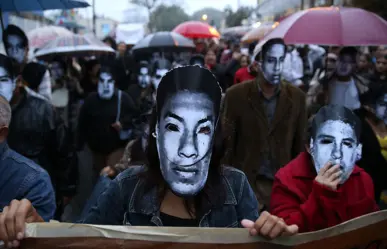 Ayotzinapa: a 10 años de la tragedia, aún faltan 43