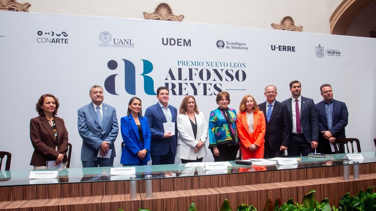 Gobernador de NL presente en la entrega del Premio Nuevo Lean Alfonso Reyes 2024. Foto: Gobierno de NL.