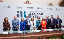 Reconocen a  la escritora Rosa Beltrán por su legado literario y académico