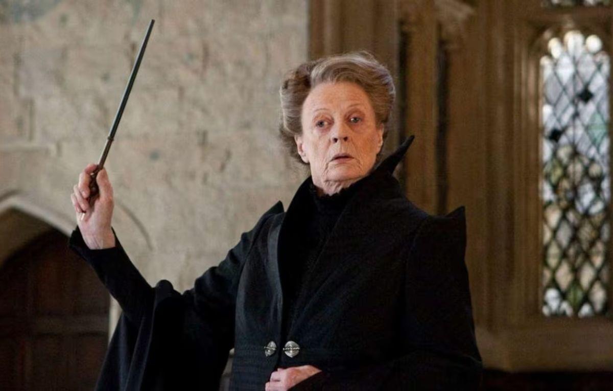 Maggie Smith fue una actriz británica conocida por su participación en la saga de Harry Potter. Foto: Warner