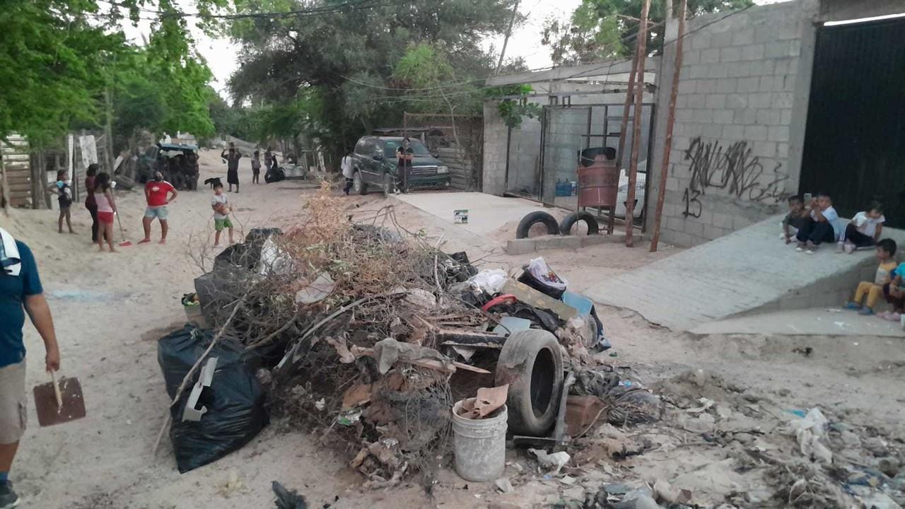 Recolectan 6 toneladas de basura en jornada de limpieza en colonia de  Los Cabos