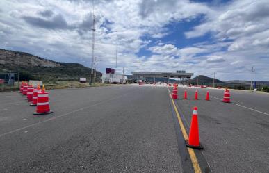 Mega puente atípico, la Durango-Mazatlán luce vacía al salir de la capital