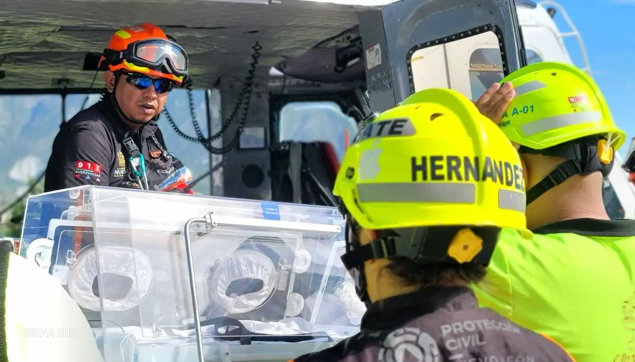 Traslado aéreo de emergencia de un recién nacido cardiopatía del municipio de Doctor Arroyo. Foto.  PCNL