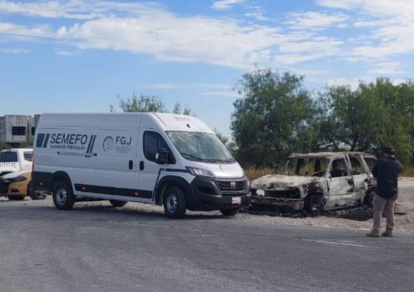 Queman camioneta con cuerpo en su interior en la carretera Reynosa- San Fernando