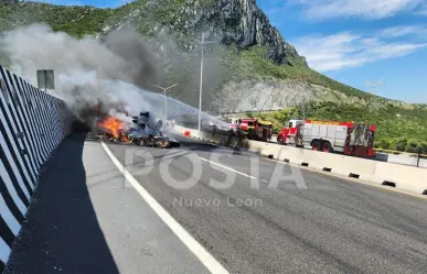 Suman 6 muertos en accidente de tráiler en la Autopista a Saltillo