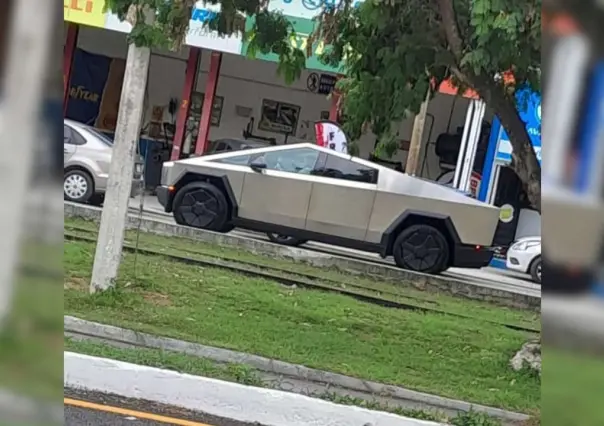 Cibertruck rodando por las calles de Mérida ¿Cuánto cuesta este auto futurista?